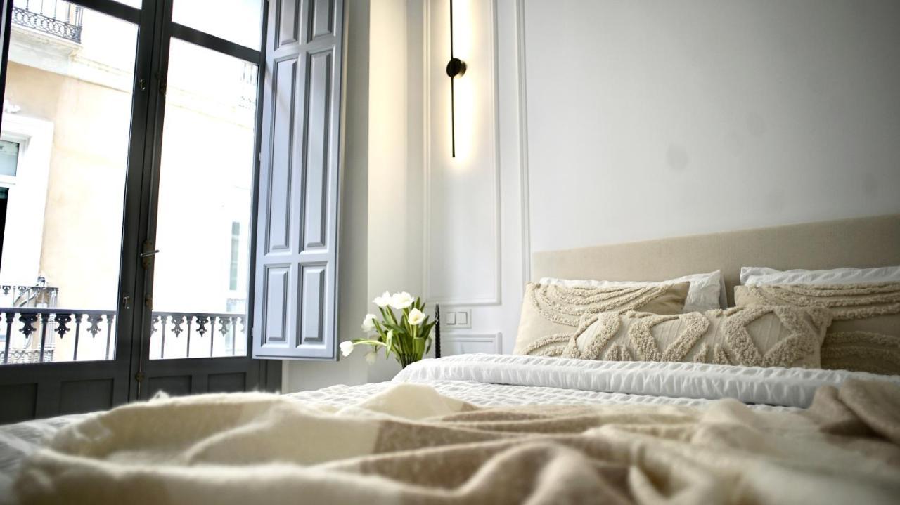 Bakari Centro Apartment Malaga Bagian luar foto
