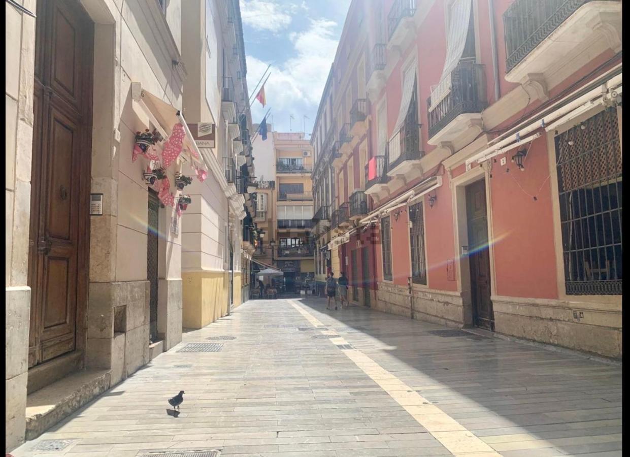 Bakari Centro Apartment Malaga Bagian luar foto