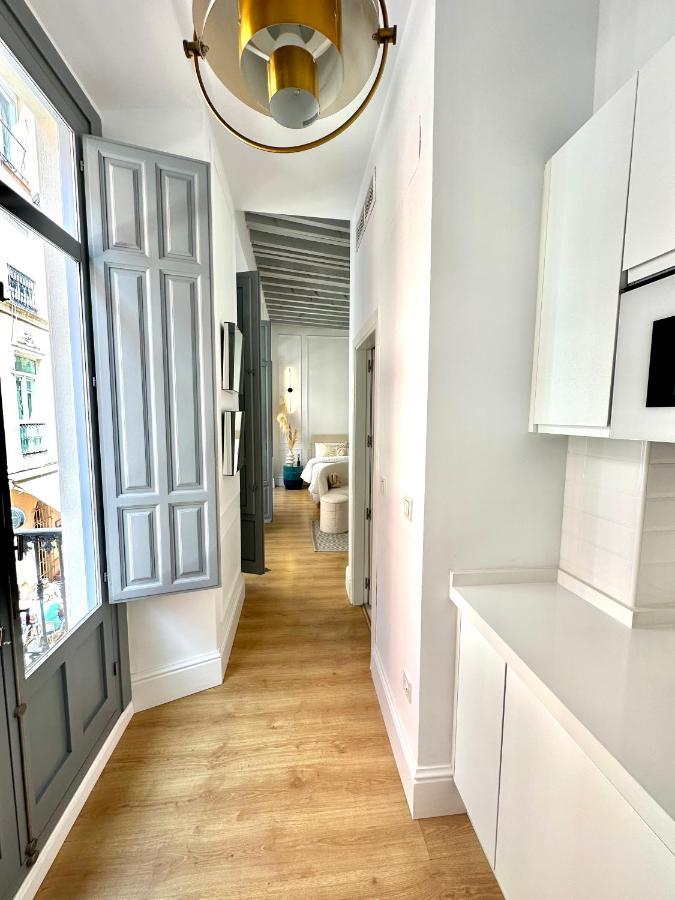 Bakari Centro Apartment Malaga Bagian luar foto
